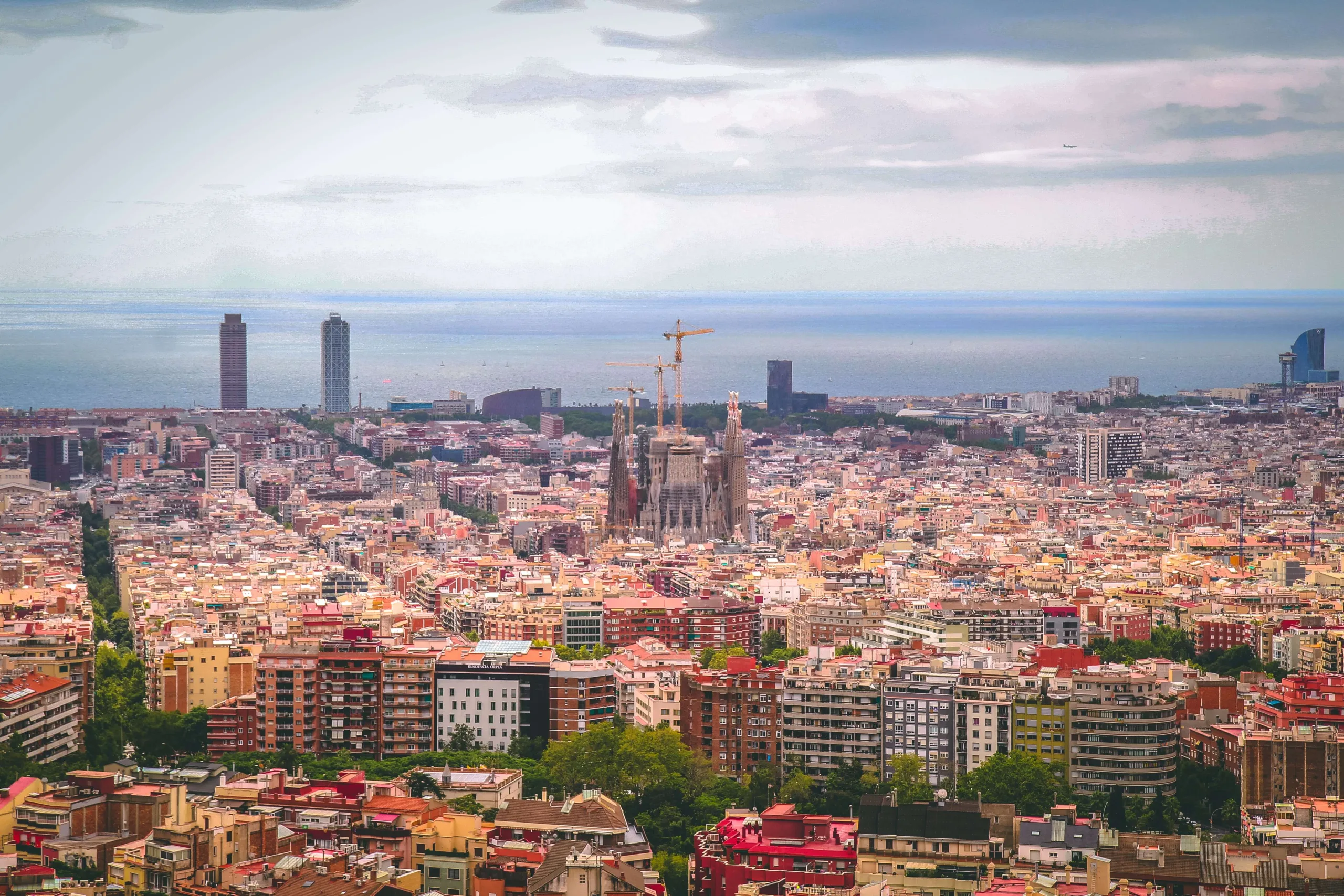 Best Things to See and Do in Barcelona, Spain